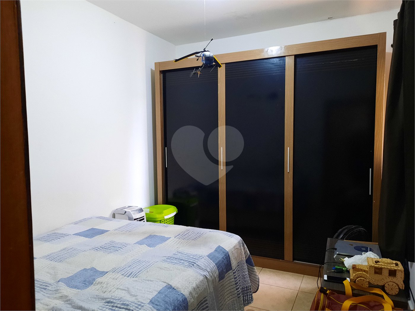 Sobrado à venda com 3 quartos, sendo 1 suíte,  em Vila Suissa, Mogi das Cruzes, SP