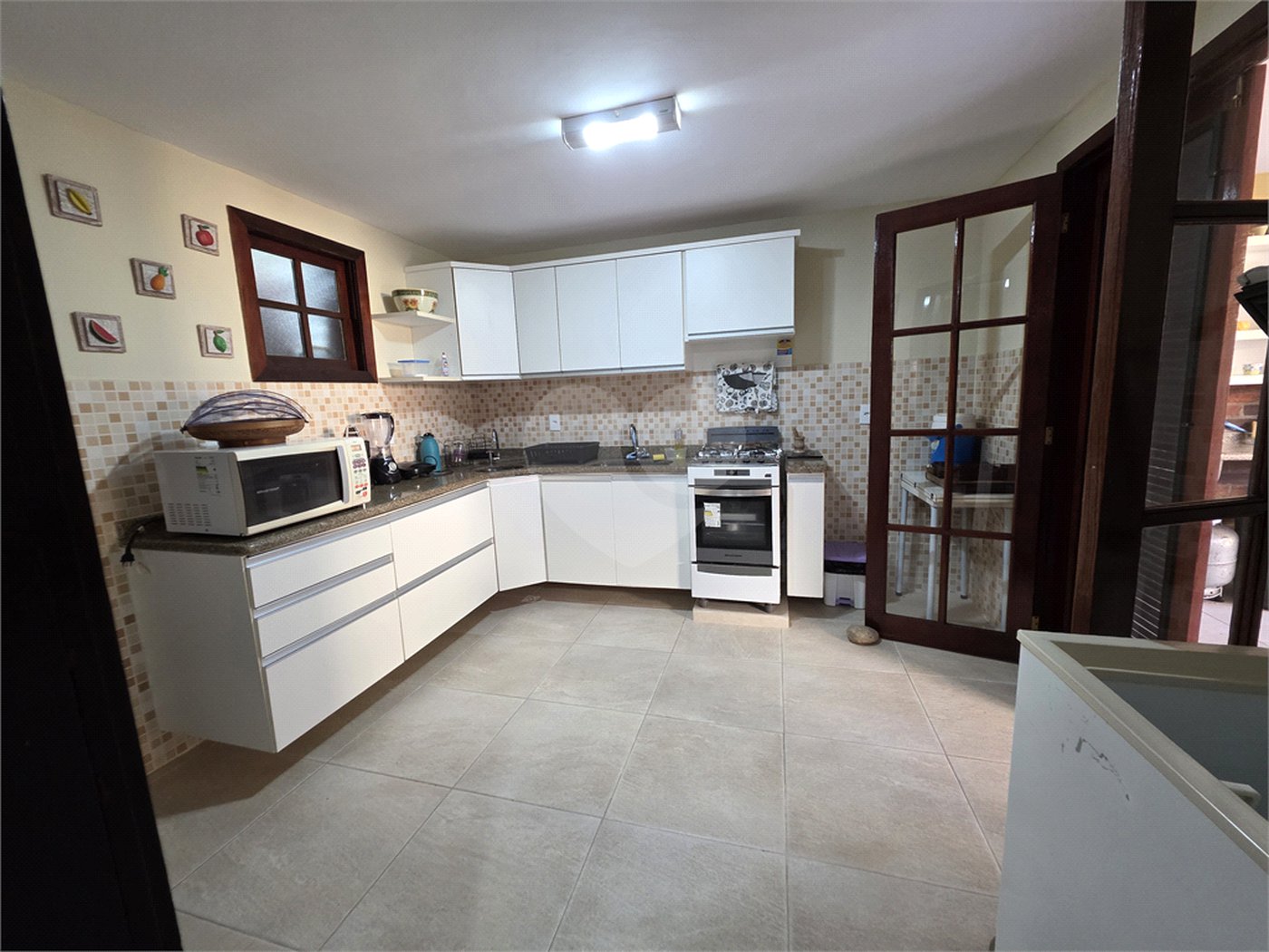 Casa à venda com 4 quartos, sendo 2 suítes, em Geribá, Armação dos Búzios, RJ