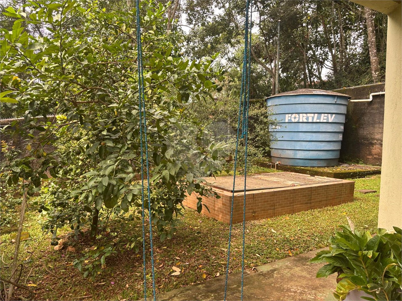 Sobrado à venda com 3 quartos, sendo 1 suíte, em Samambaia, Mairiporã, SP
