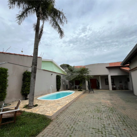 Casa à venda com 3 suítes em Jardim Shangri-lá, Itapetininga, SP