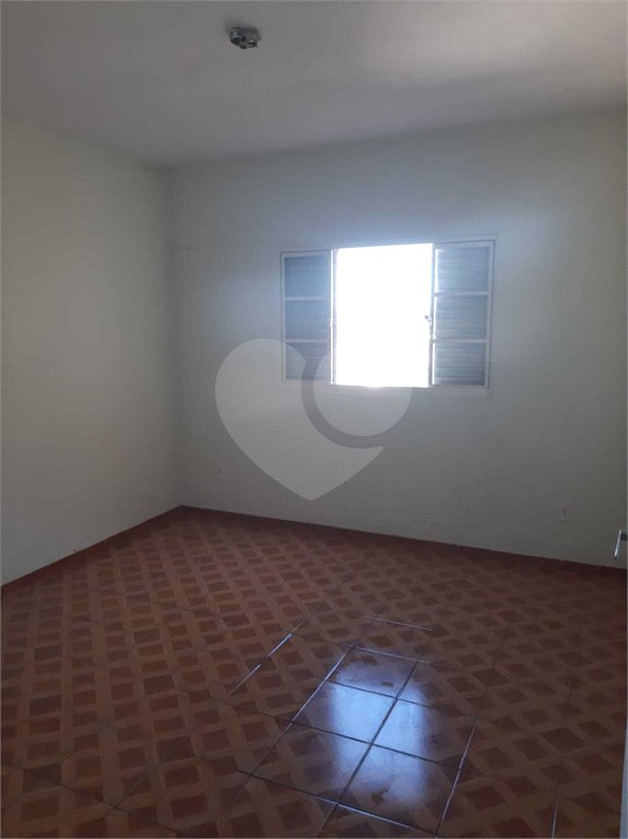 Casa à venda com 3 quartos em Jardim Maria Amélia, Jacareí, SP