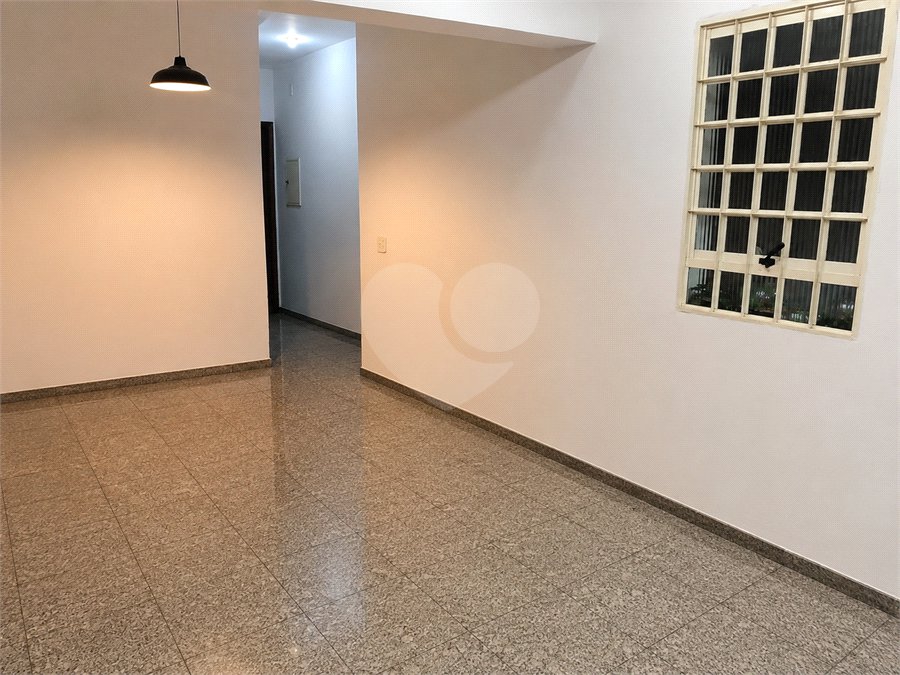 Casa à venda com 4 quartos, sendo 2 suítes,  em Jardim Bela Vista, Santo André, SP