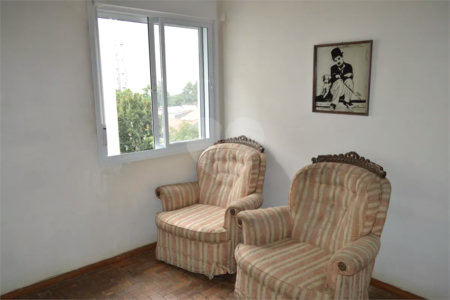 Apartamento à venda com 3 quartos, sendo 1 suíte,  em Vila Mariana, São Paulo, SP