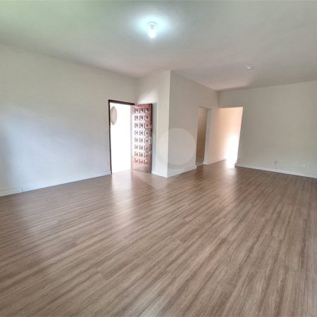 Casa à venda com 3 quartos, sendo 1 suíte, em Nova Vinhedo, Vinhedo, SP