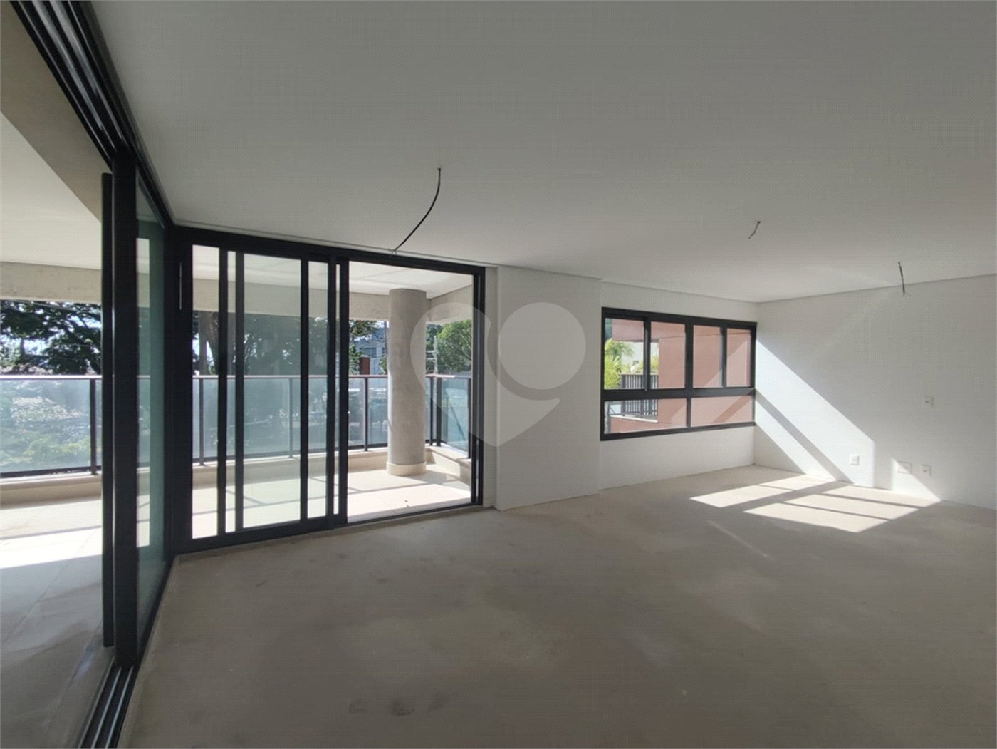 Apartamento à venda com 4 suítes em Jardim Leonor, São Paulo, SP