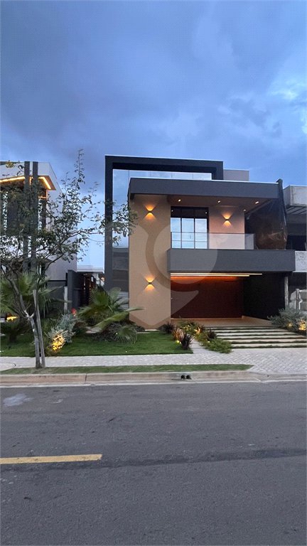 Casa à venda com 5 suítes no condomínio Florais do Parque, Cuiabá - MT