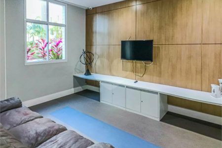 Apartamento à venda com 4 quartos, sendo 1 suíte, em Vila Polopoli, São Paulo, SP
