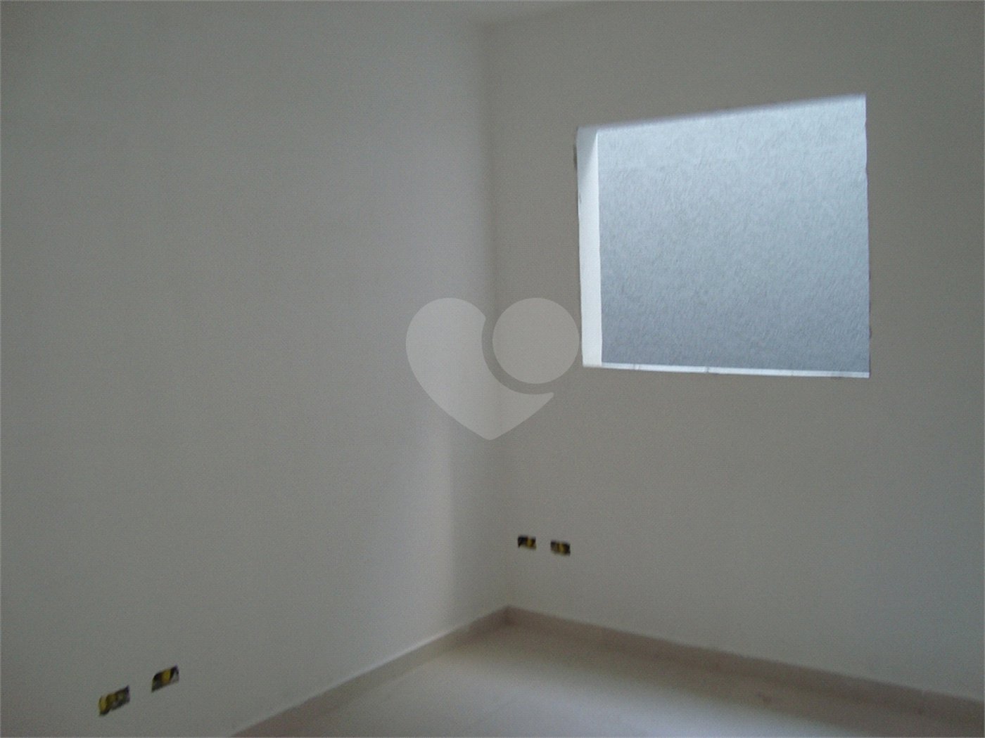 Casa à venda com 2 quartos no condomínio Garda, São Paulo - SP