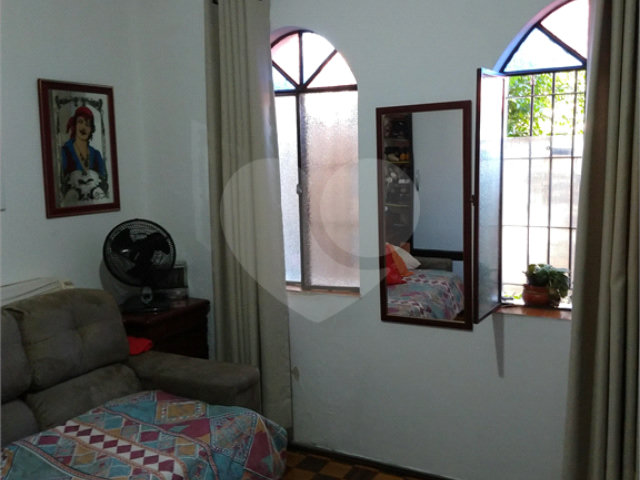 Sobrado à venda com 3 quartos em Jardim Regina, São Paulo, SP