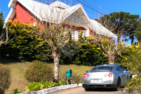 Casa à venda com 3 suítes no condomínio Vila Austríaca, Campos do Jordão - SP