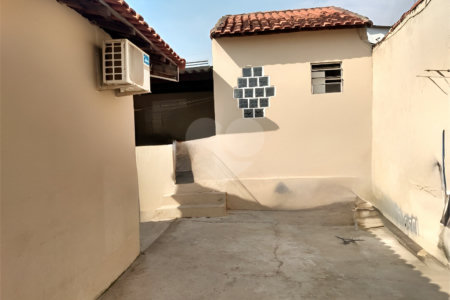 Casa à venda com 3 quartos em Vila Santana, Itapetininga, SP