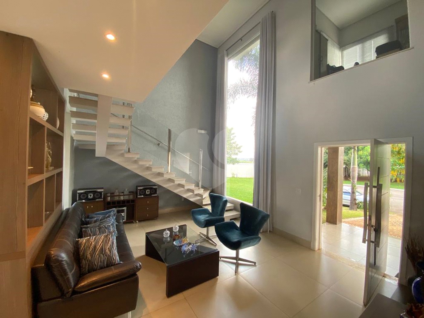 Casa à venda com 5 quartos no condomínio Residencial Vila Franca, Paulínia - SP