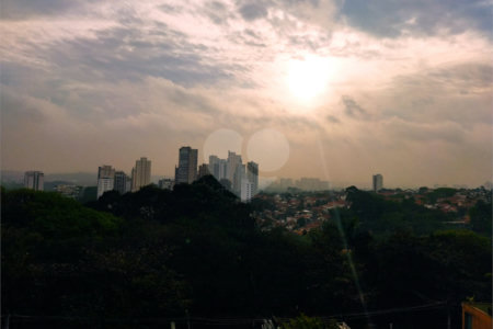 Casa à venda ou para alugar com 4 quartos, sendo 1 suíte, em Sumarezinho, São Paulo, SP