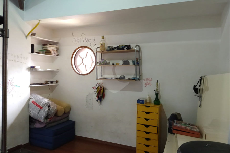 Sobrado à venda com 5 quartos, sendo 3 suítes,  em Jardim França, São Paulo, SP