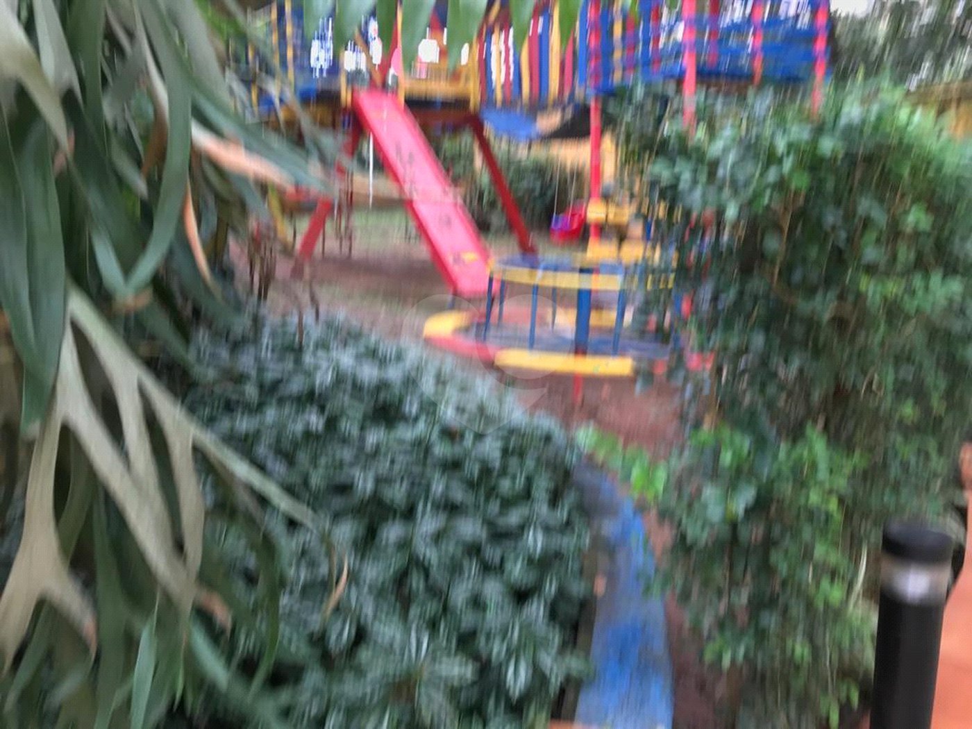 Casa à venda com 2 suítes no condomínio Vilagio Viccino, São Paulo - SP