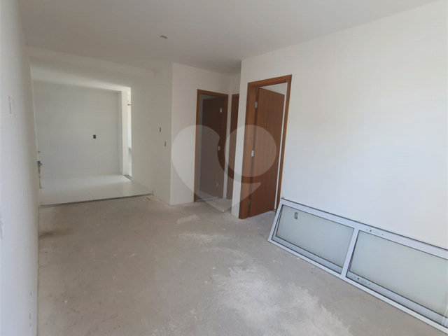 Casa à venda com 2 quartos, sendo 1 suíte,  em Tucuruvi, São Paulo, SP
