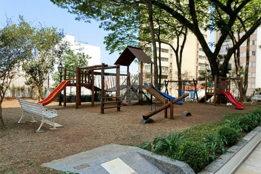 Apartamento à venda com 4 quartos, sendo 1 suíte,  em Santana, São Paulo, SP