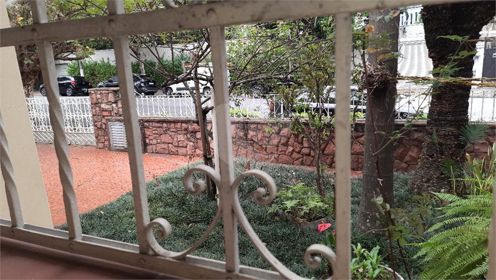 Casa à venda com 4 quartos em Jardim Europa, São Paulo, SP