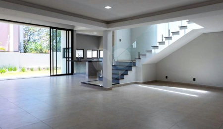 Casa à venda com 3 suítes no condomínio Belvedere I, Votorantim - SP
