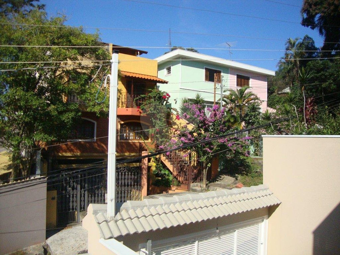 Sobrado à venda com 3 suítes em Vila Irmãos Arnoni, São Paulo, SP