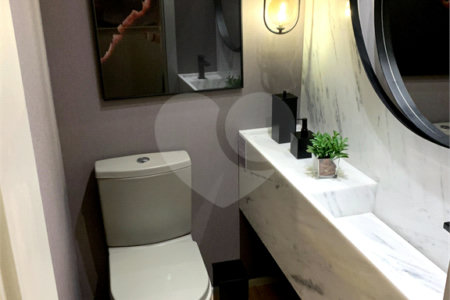 Apartamento à venda com 3 quartos, sendo 1 suíte,  em Vila Sofia, São Paulo, SP