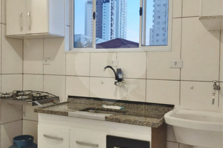 Casa à venda com 2 quartos, sendo 1 suíte, em Vila Gumercindo, São Paulo, SP