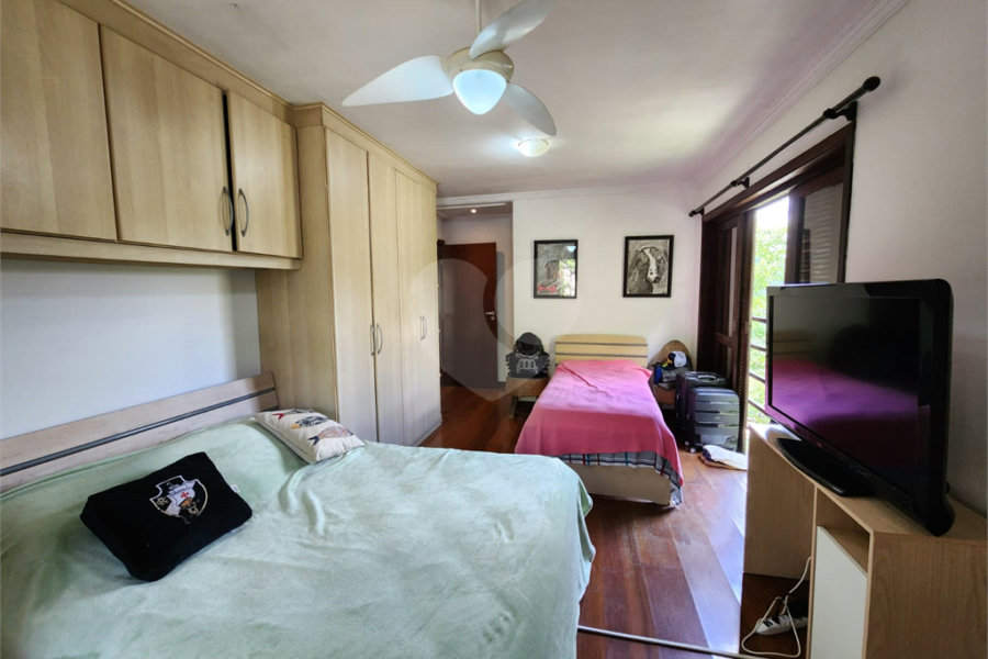 Casa à venda com 5 suítes no condomínio Suíça da Cantareira, Mairiporã - SP