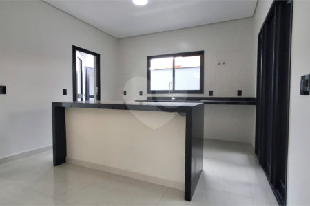 Casa à venda com 3 quartos, sendo 1 suíte, no condomínio Reserva Ipanema, Sorocaba - SP