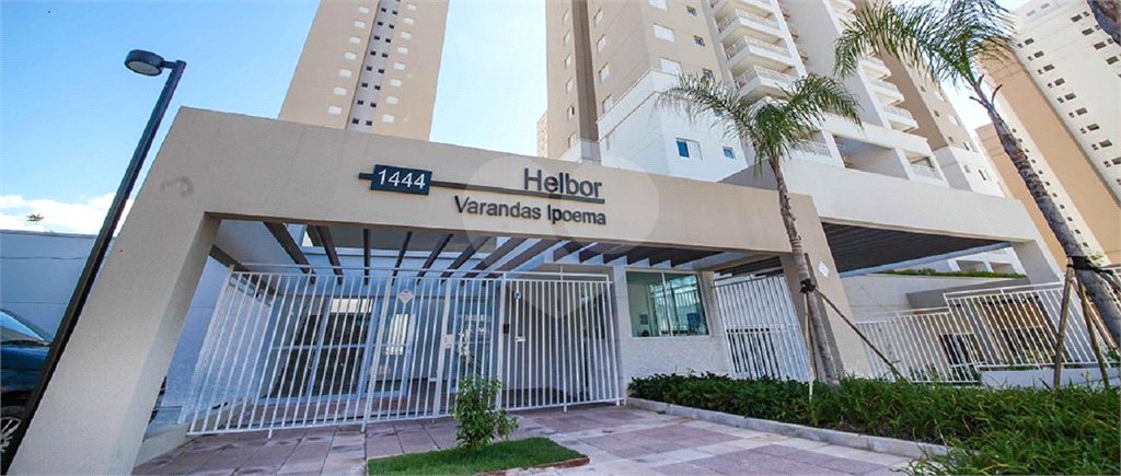 Apartamento à venda com 3 quartos, sendo 1 suíte,  em Vila Suissa, Mogi das Cruzes, SP