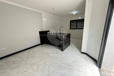 Casa à venda com 3 quartos, sendo 1 suíte, em Vila Rosália, Guarulhos, SP