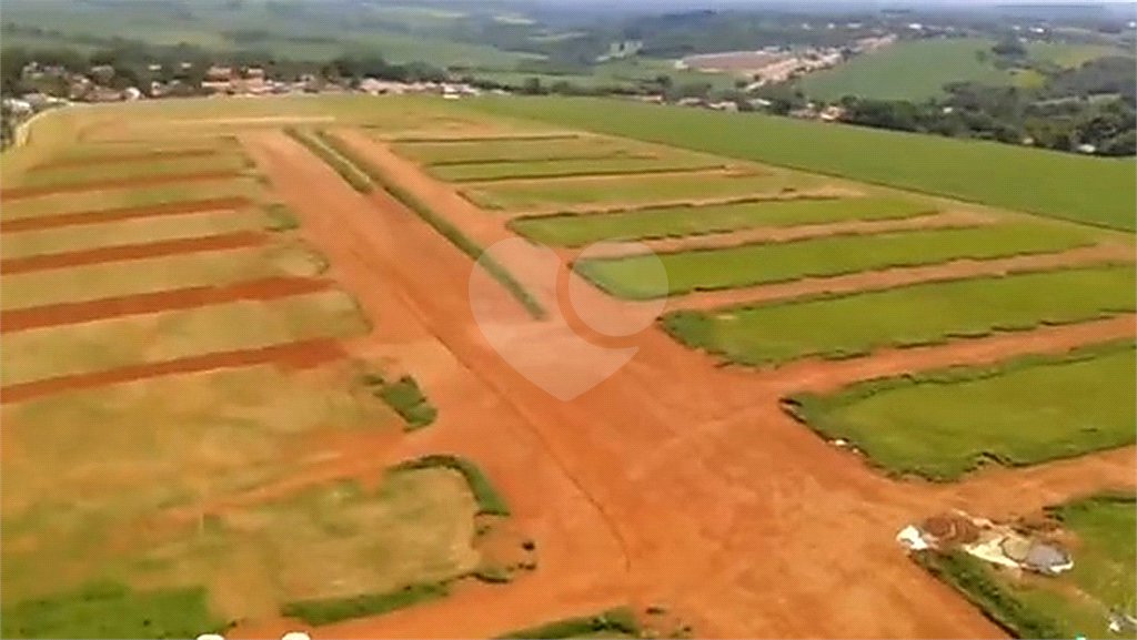 Terreno à venda no condomínio Angelo Fasano, Araçoiaba da Serra - SP