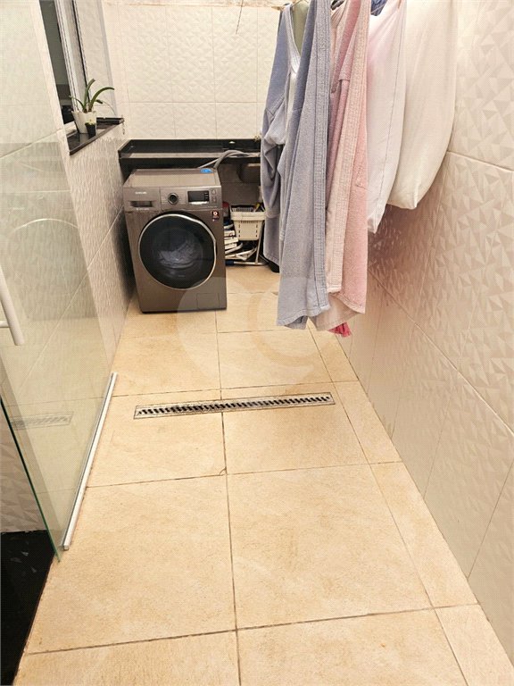 Casa à venda com 3 quartos, sendo 1 suíte,  no condomínio Residencial Rubi, Mogi das Cruzes - SP