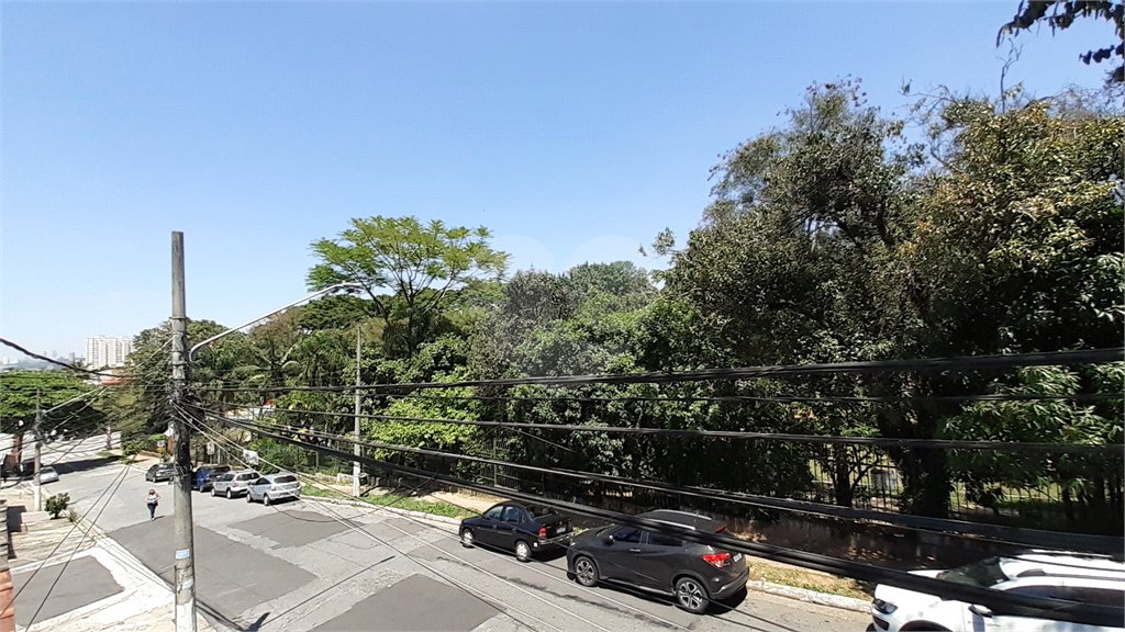 Sobrado à venda com 2 quartos, sendo 1 suíte, em Parque São Domingos, São Paulo, SP