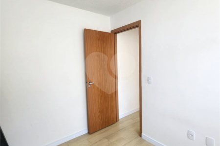 Apartamento à venda com 2 quartos em Jardim Arpoador, São Paulo, SP