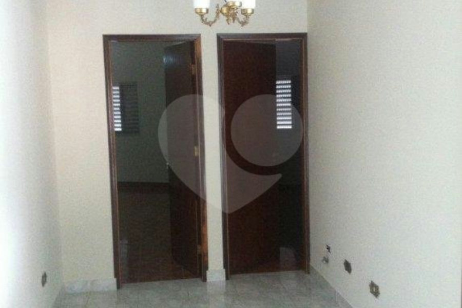 Prédio à venda com 9 quartos, sendo 3 suítes, em Jardim Brasil (zona Norte), São Paulo, SP