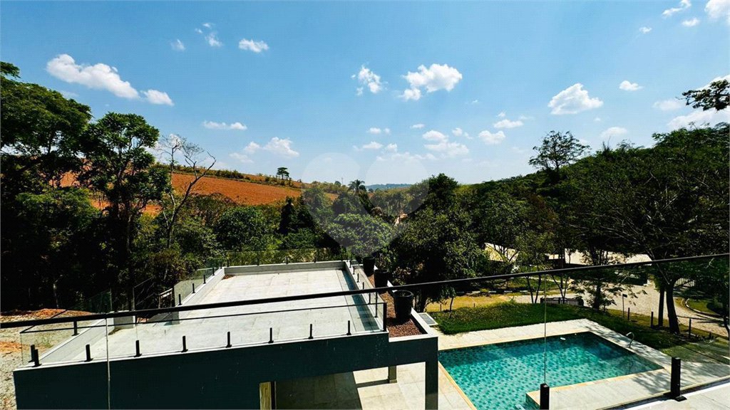 Casa à venda com 4 suítes no condomínio Associação Portal Ouro Verde, Atibaia - SP