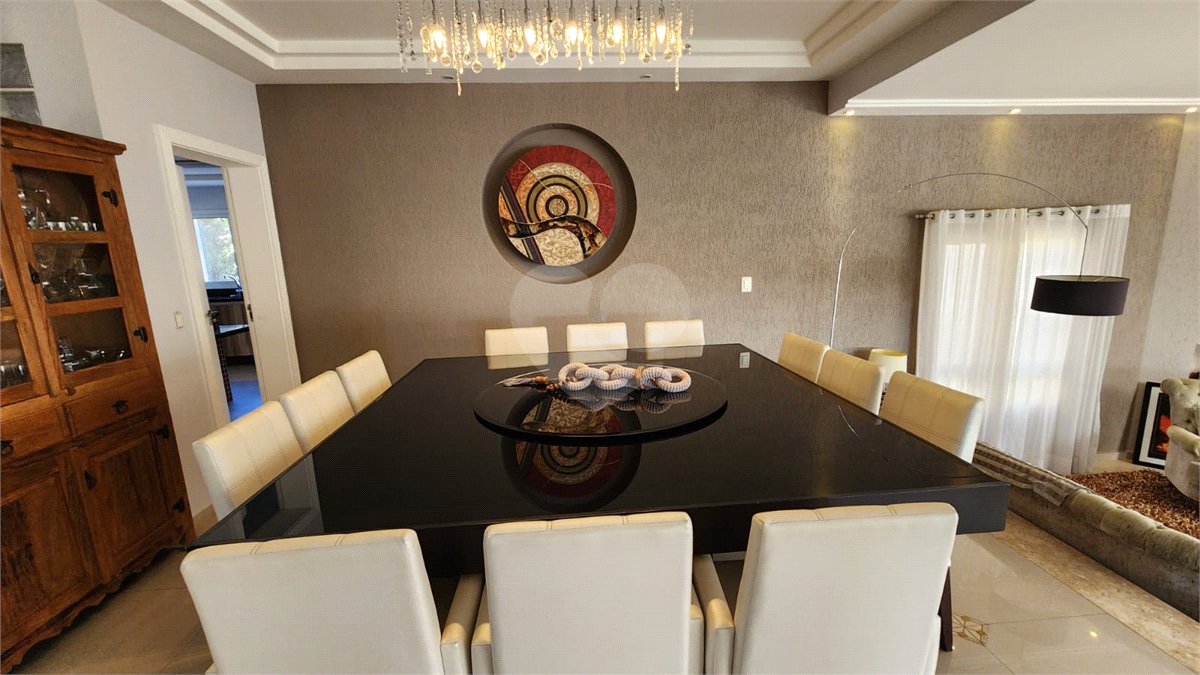 Casa à venda ou para alugar com 5 suítes no condomínio Residencial Jardim Primavera, Louveira - SP