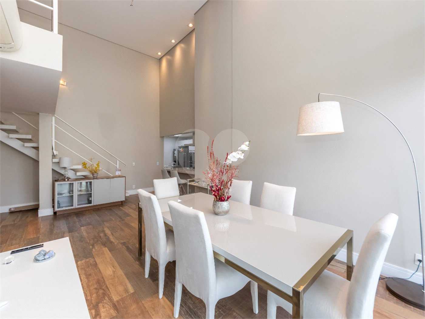 Apartamento à venda com 4 quartos, sendo 3 suítes, em Brooklin Paulista, São Paulo, SP
