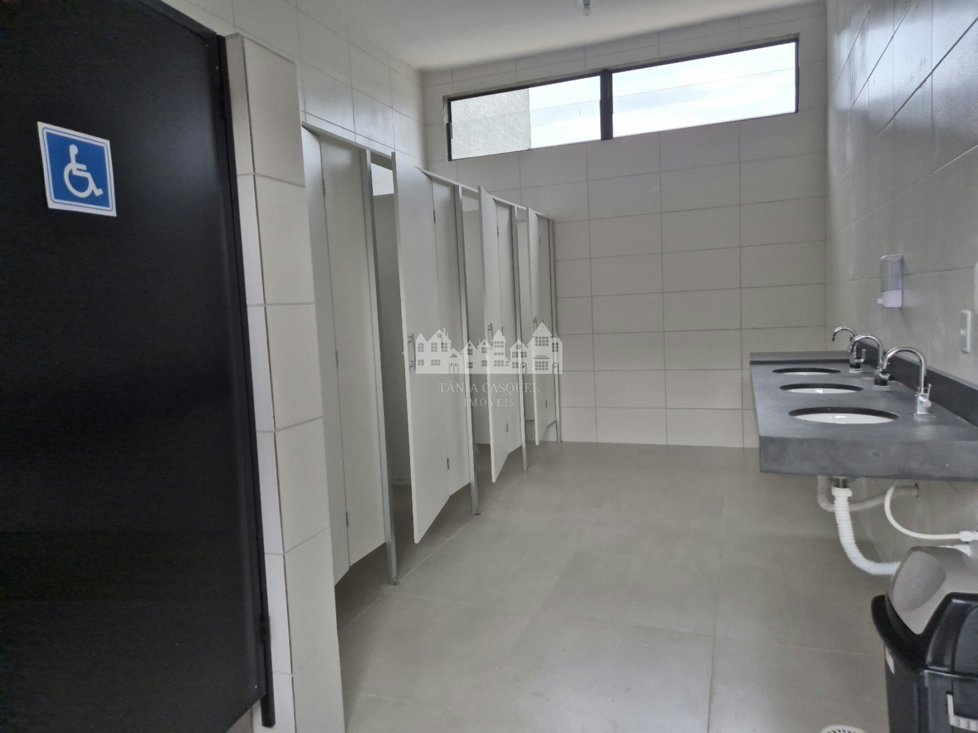 Salão Comercial para Locação no Boulevard Copacabana – Jardim das Cerejeiras, Atibaia/SP