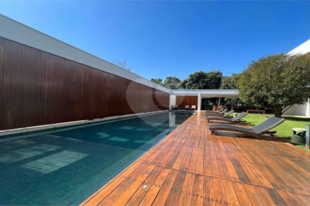 Casa à venda com 5 suítes no condomínio Millenium Campolim, Sorocaba - SP