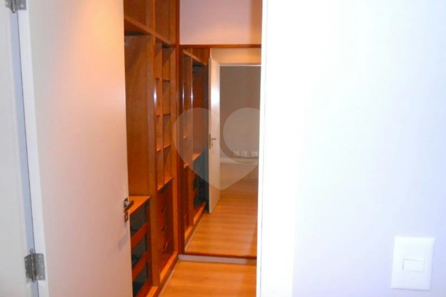 Apartamento à venda com 4 suítes em Morumbi, São Paulo, SP