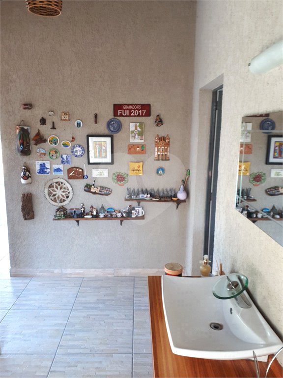 Casa à venda com 3 suítes no condomínio Haras São Luiz, Salto - SP