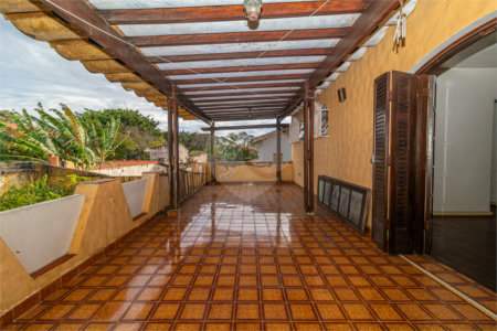 Casa à venda com 3 quartos, sendo 1 suíte, em Interlagos, São Paulo, SP