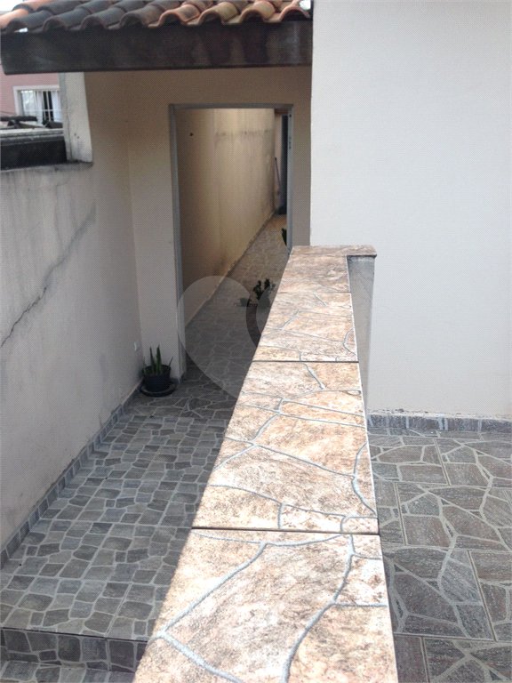 Sobrado à venda com 4 quartos, sendo 1 suíte, em Jardim Celeste, São Paulo, SP