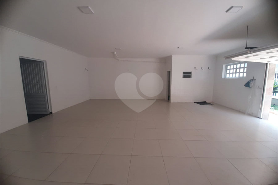 Casa Térrea à venda ou para alugar com 4 suítes em Jardim São Bento, São Paulo, SP