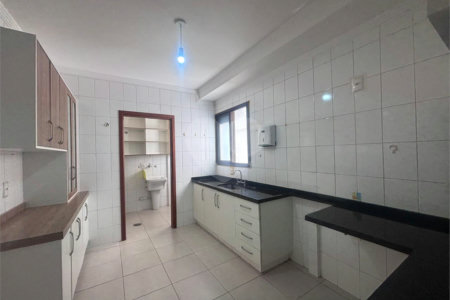 Apartamento à venda com 3 quartos, sendo 1 suíte,  em Vila Independência, Sorocaba, SP