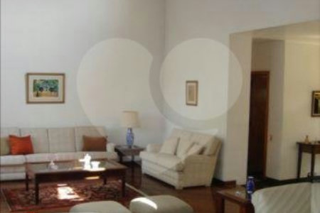 Casa Térrea à venda com 4 quartos, sendo 2 suítes, em Vila Tramontano, São Paulo, SP