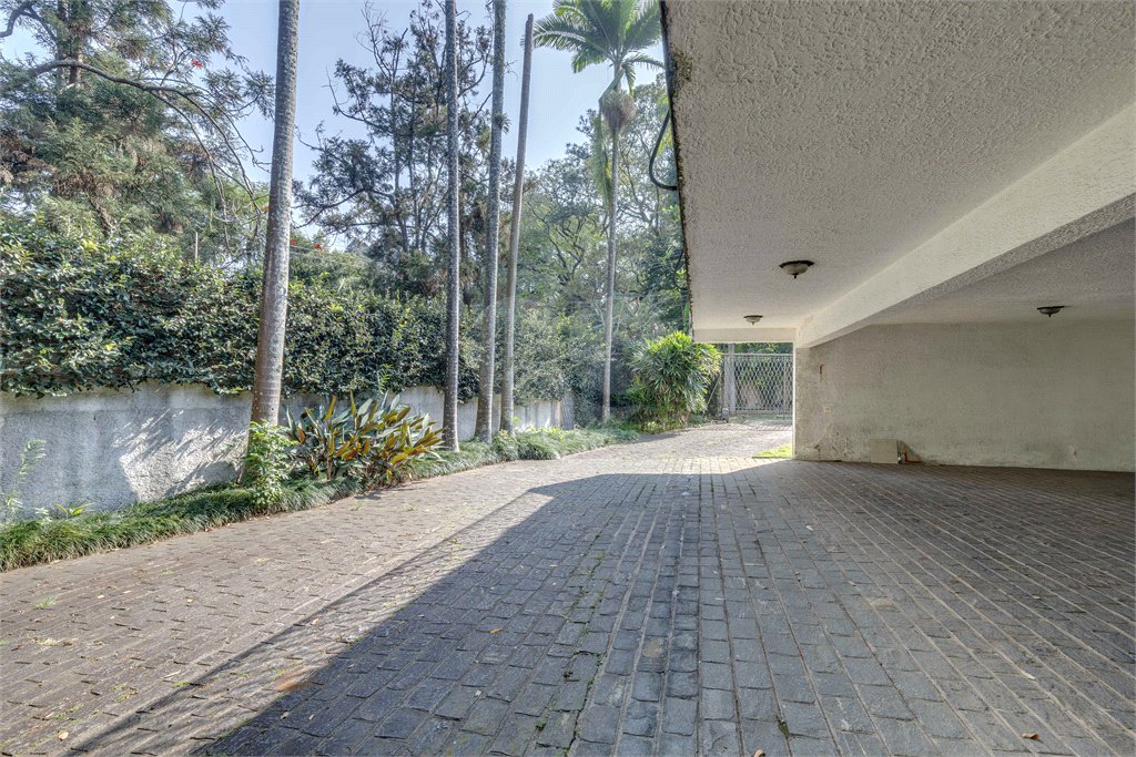 Casa à venda com 4 suítes no condomínio Chácara Flora, São Paulo - SP