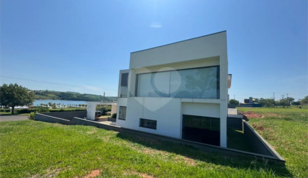 Casa à venda com 5 suítes no condomínio Riviera Santa Cristina Iii, Itaí - SP