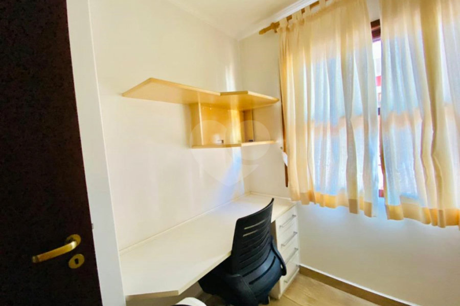 Sobrado à venda com 3 quartos, sendo 1 suíte, em Tremembé, São Paulo, SP